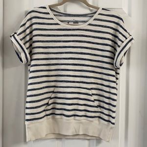 Striped shirt sleeve sweater